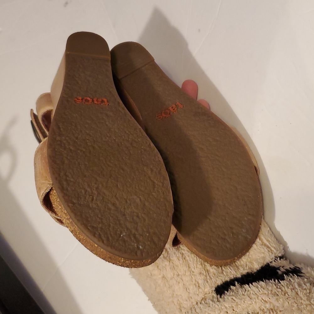 Taos Tan Carousel 3 Wedge Sandals Size 5/5.5 - Picture 9 of 10